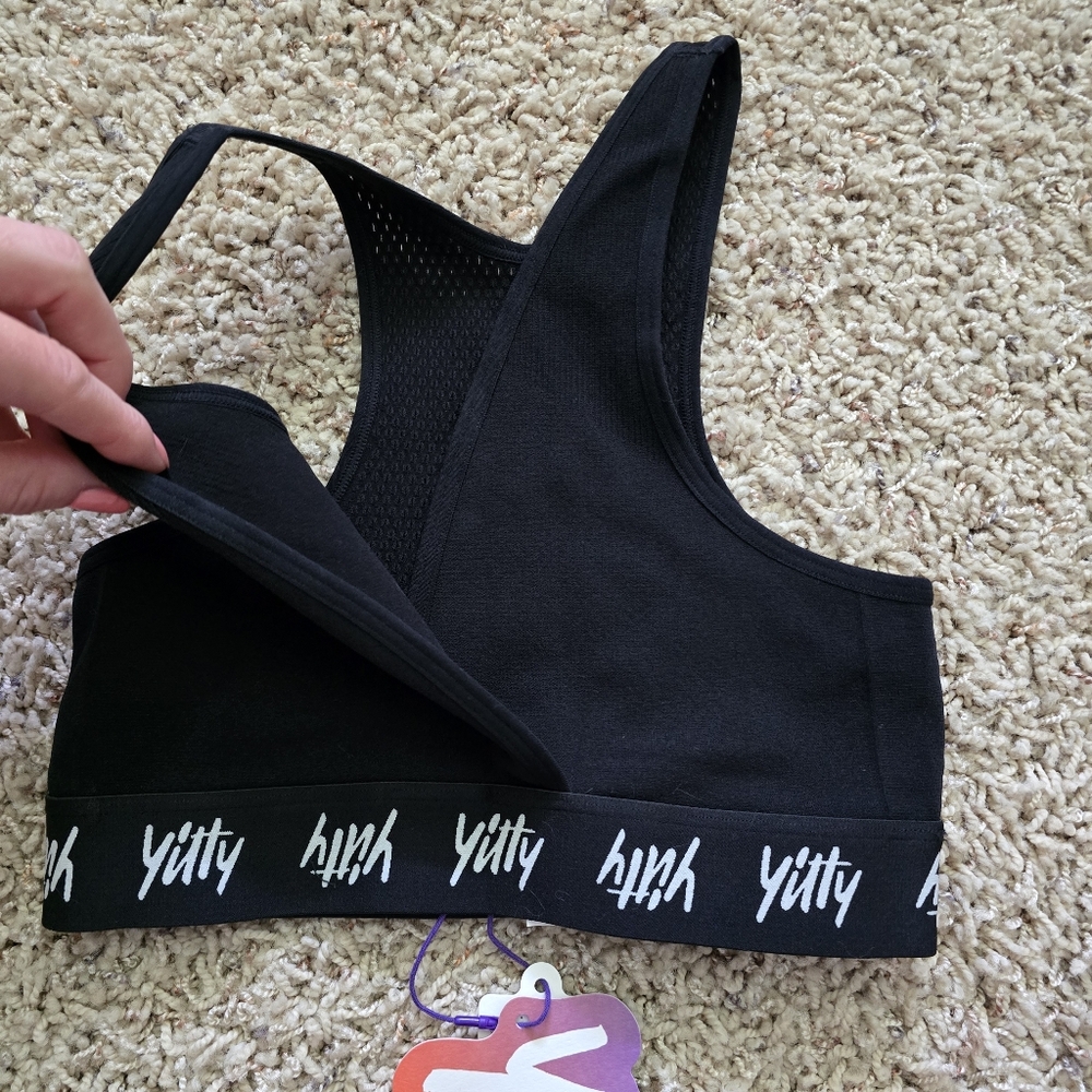NWT Fabletics YITTY Iconic Black Major Label Cross Front Sports Bralette - Small - Picture 5 of 9